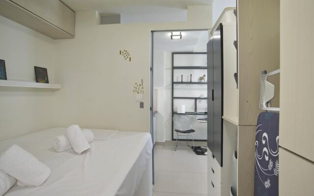 Milanou Glyfada G4 Corner