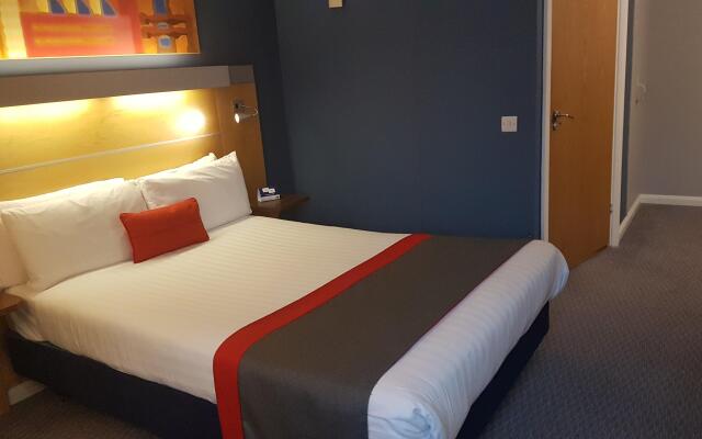 Holiday Inn Express London - Croydon, an IHG Hotel