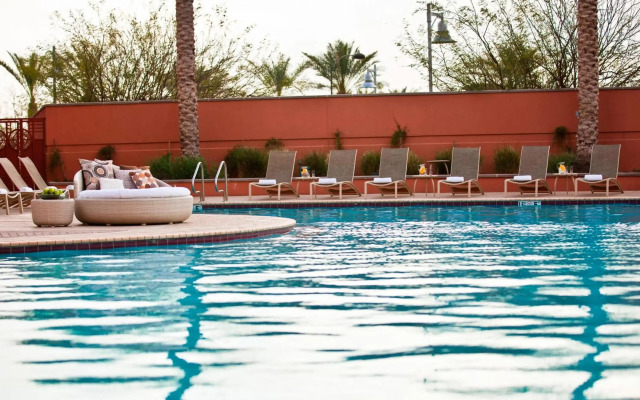 Renaissance® Phoenix Glendale Hotel & Conference Center