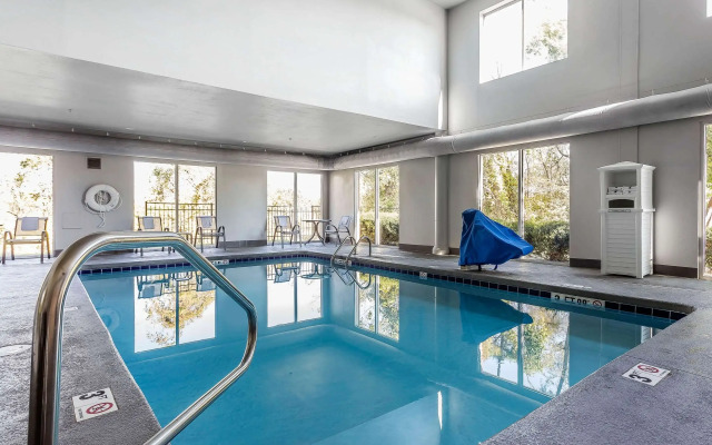 Quality Suites Pineville - Charlotte