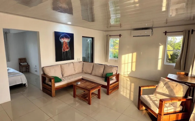 Emerald Luxe Suites