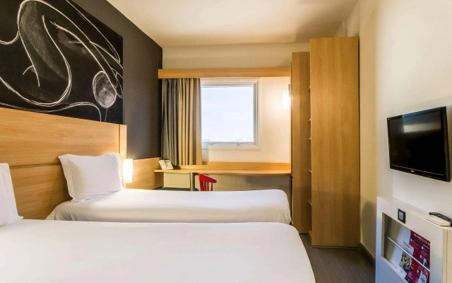 ibis Uberaba