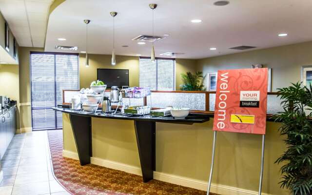 Comfort Suites Palm Bay - Melbourne