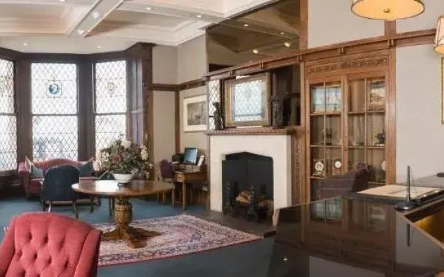 Regency Hotel