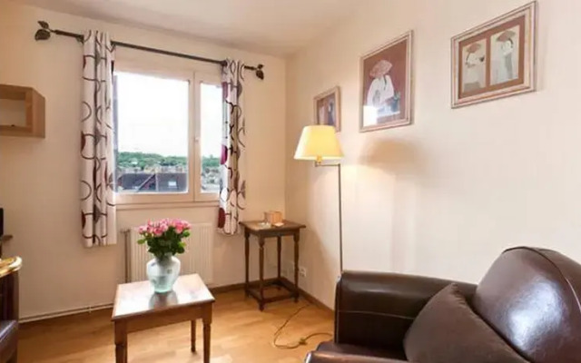 Company Flat Défense Ouest