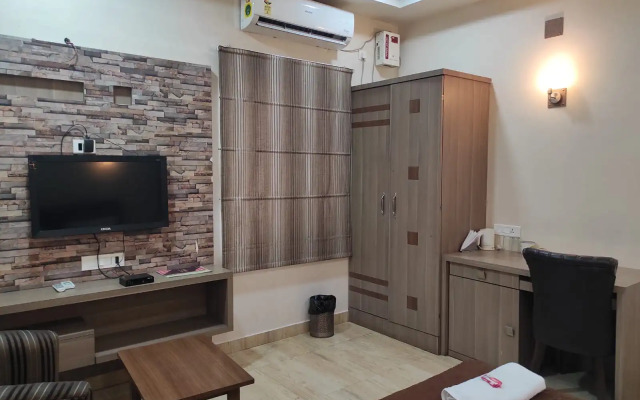 Hotel Holiday Palace