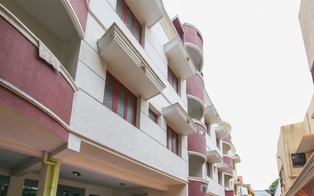 Hotel Rich Residency