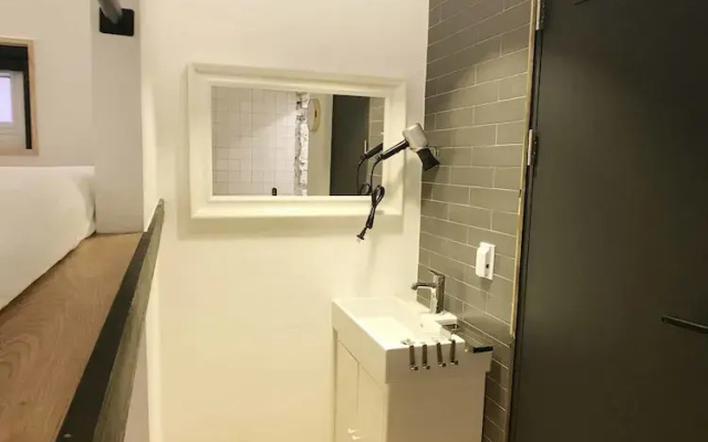 Seoul Cube Itaewon - Hostel