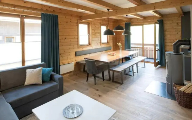 Berg- & Erlebnis-Resort MarktlAlm - Chalets & Lodges
