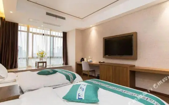 Ruijun Hotel
