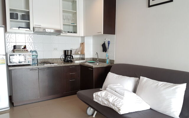 14 Place Sukhumvit Suites - SHA Plus