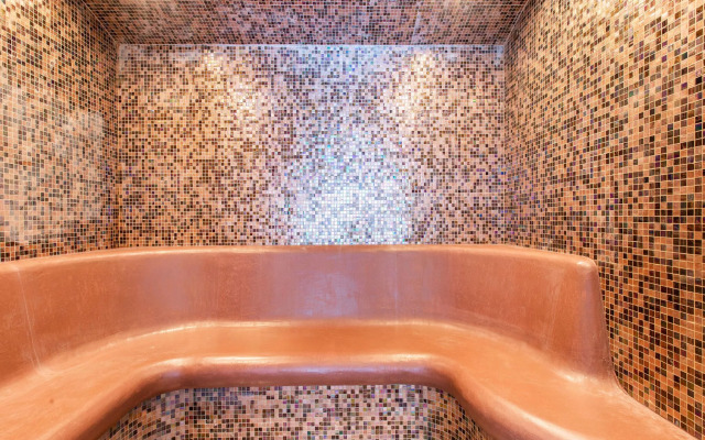 Lush Chalet in Champagny en Vanoise with Sauna