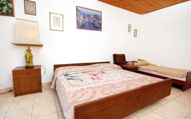 Apartments by the sea Drasnice, Makarska - 6051