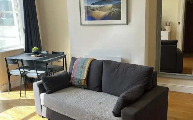 Cardiff Apt - Sleeps 6 - Castle & Stadium Nearby