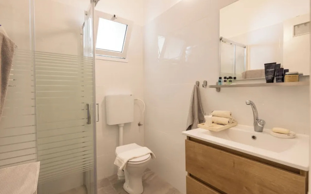 Eclectic Rabin Square Apt by Sea N' Rent