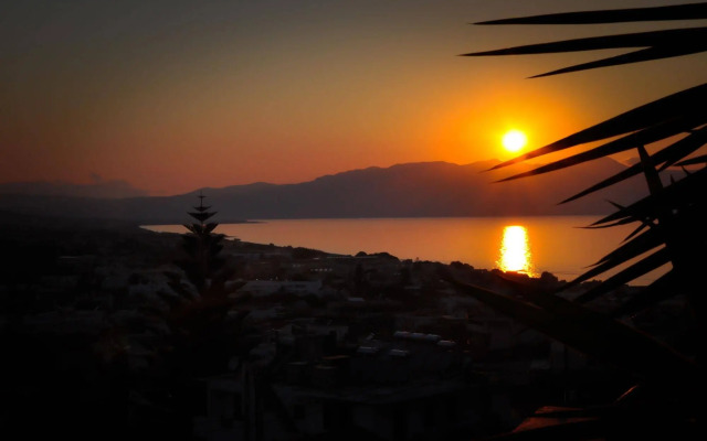 Orsalia Luxury Suites