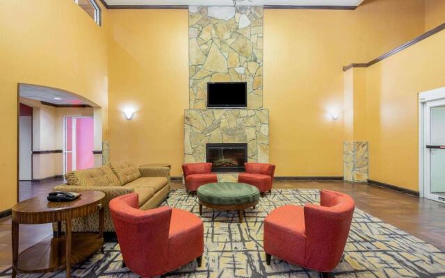 La Quinta By Wyndham Eastland