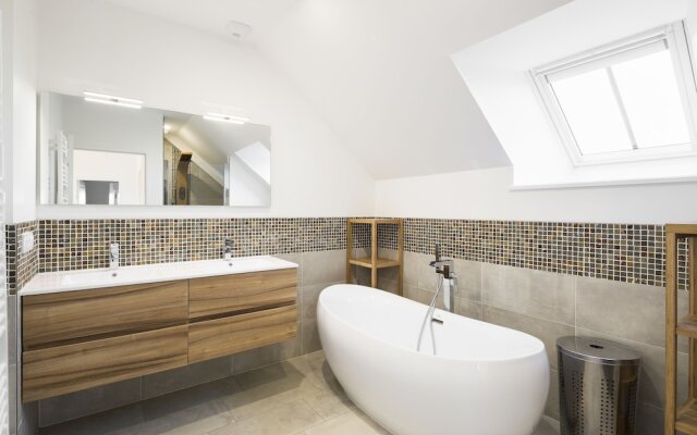 Au Balcon de la Baie