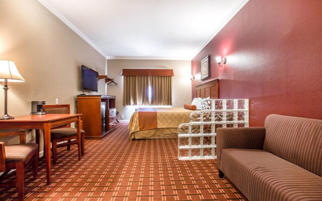 Rodeway Inn & Suites Pasadena