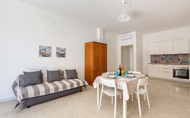 2430 Sunny Beach Apartments - Bilo Beach by Barbarhouse