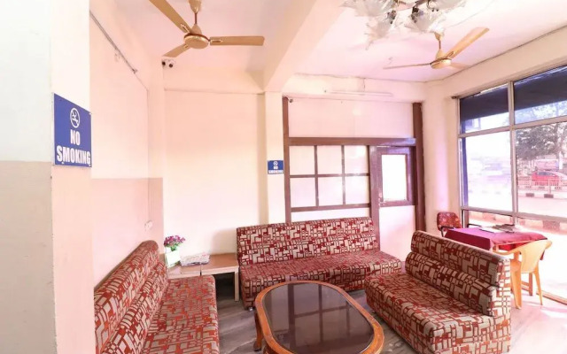 OYO 23694 Hotel Shikhar Palace