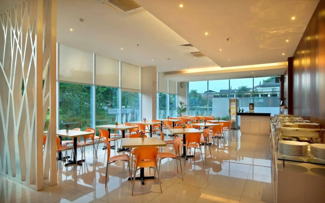 V Hotel & Residence Bandung