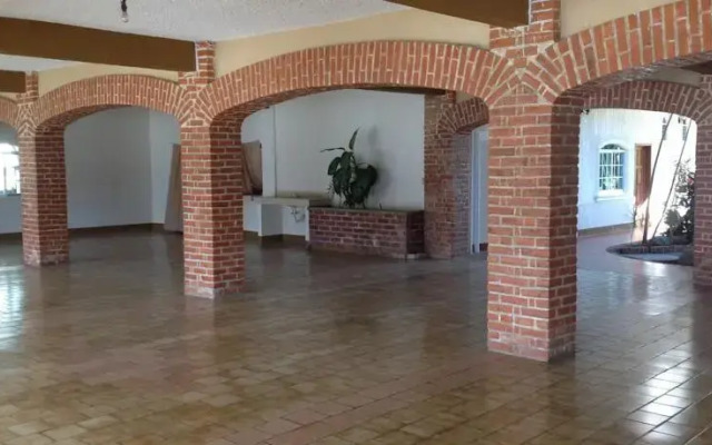 Hotel Pedregal