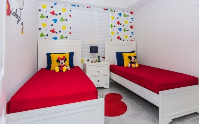 Fabulous Apartment with balcony at Storey Lake 272977