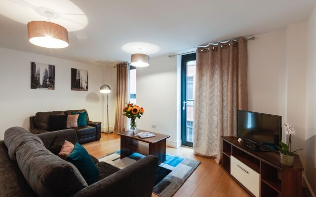 Base Serviced Apartments - Cumberland Apartments