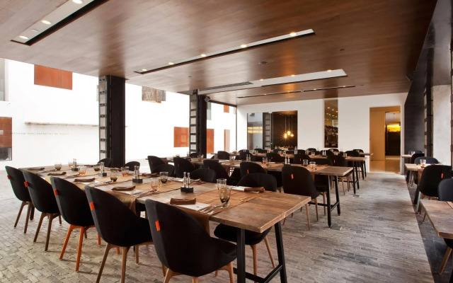 The Waterhouse At South Bund