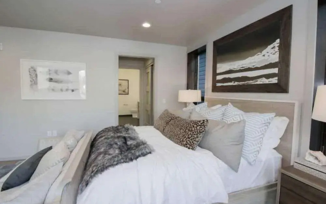 Main Street Townhome By Lespri Management