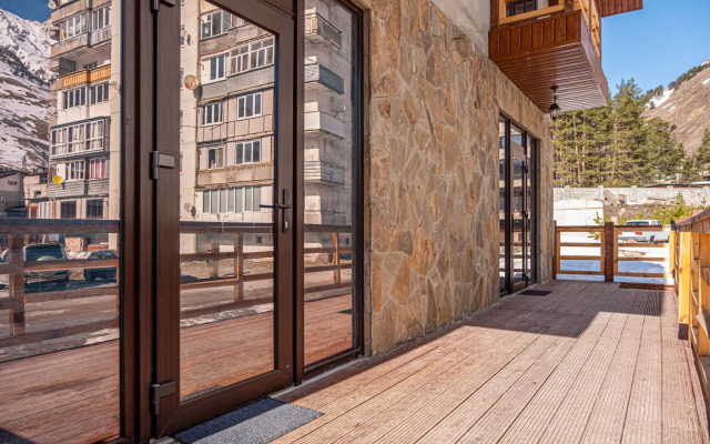 Коттедж с мангалом