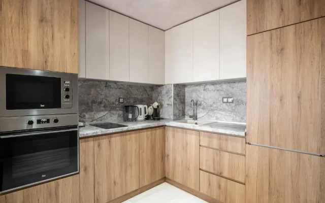 The Boulevard Luxury Apartment