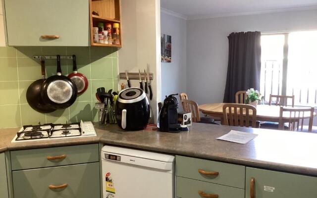 Perfect At Pukete sleeps 10