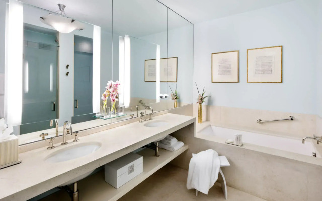 The Ivy Hotel