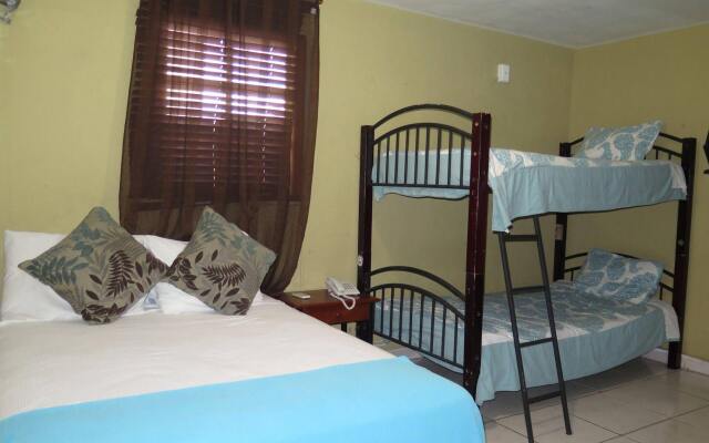 Panama House Bed & Breakfast