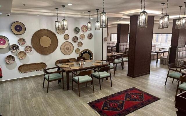 Makarim Palm Hotel