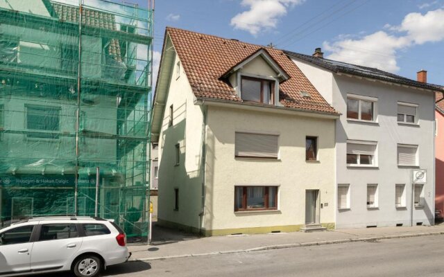 UNIQUE: 2 Zi. Wohnung im Herzen von Schwenningen mit Terasse EG