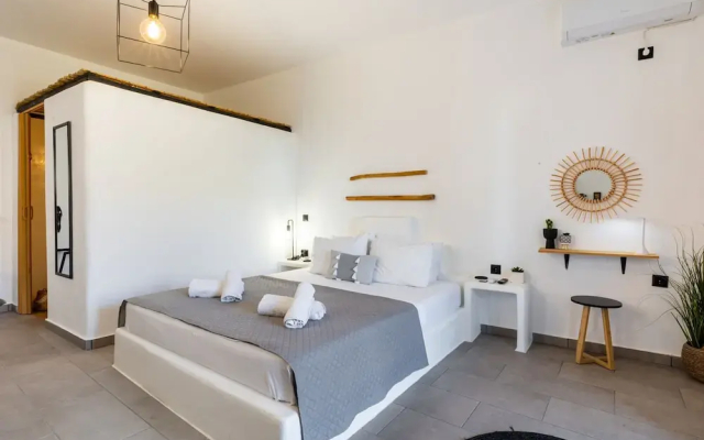 Thiramna Apts, Kythnos