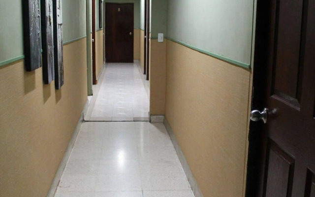 Hostal Cocos Inn