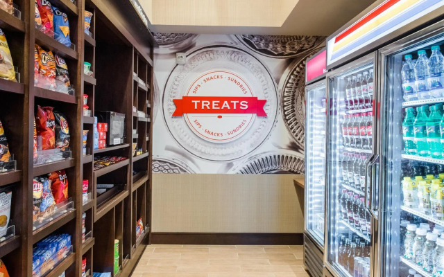 Hampton Inn & Suites Washington DC-Navy Yard