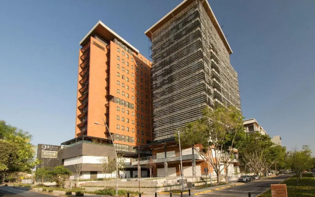 Staybridge Suites Guadalajara Novena by IHG