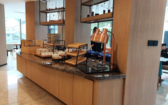 Hanting Hotel Beijing Hepingli North Street Metro Station