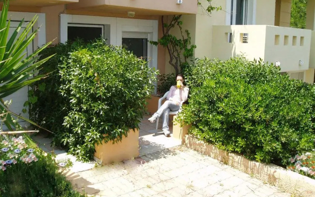 Iason Apartments & Studios