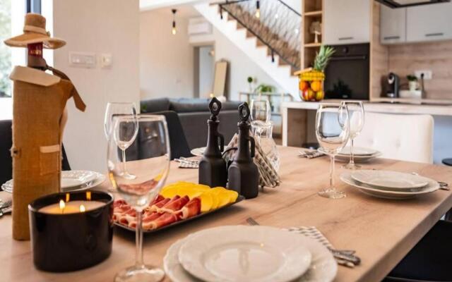 Poolincluded Villa Danijela