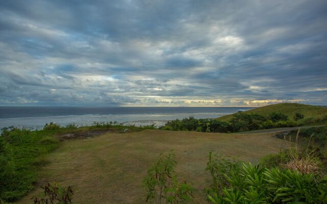 The Crow's Nest Resort