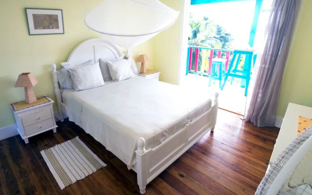 Los Secretos Guest House