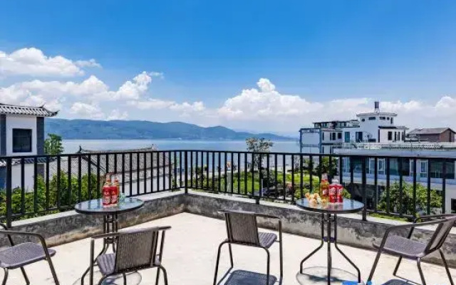 Floral Hotel·Xingfugang Bokewan Hotel (Dali Yanxi Swan Branch)