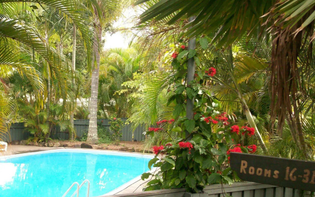 Nomads Noosa Backpackers Hostel