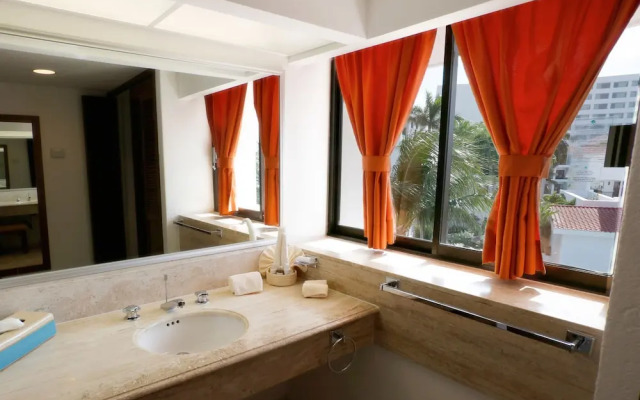 The Royal Cancun All Villas Resort - All Inclusive